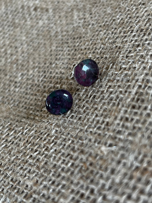 Ruby Rock - Earring studs