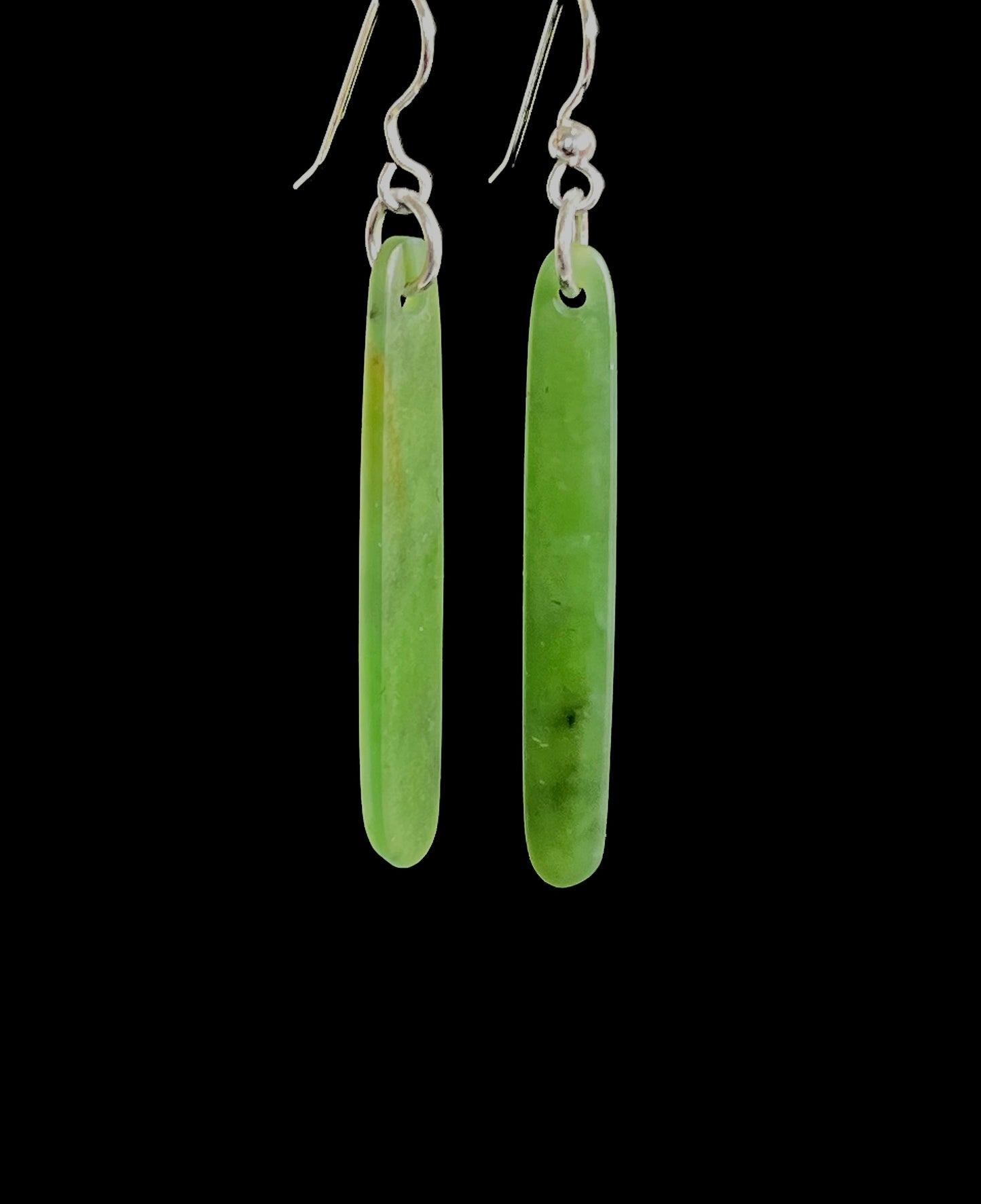Short drop pounamu earrings